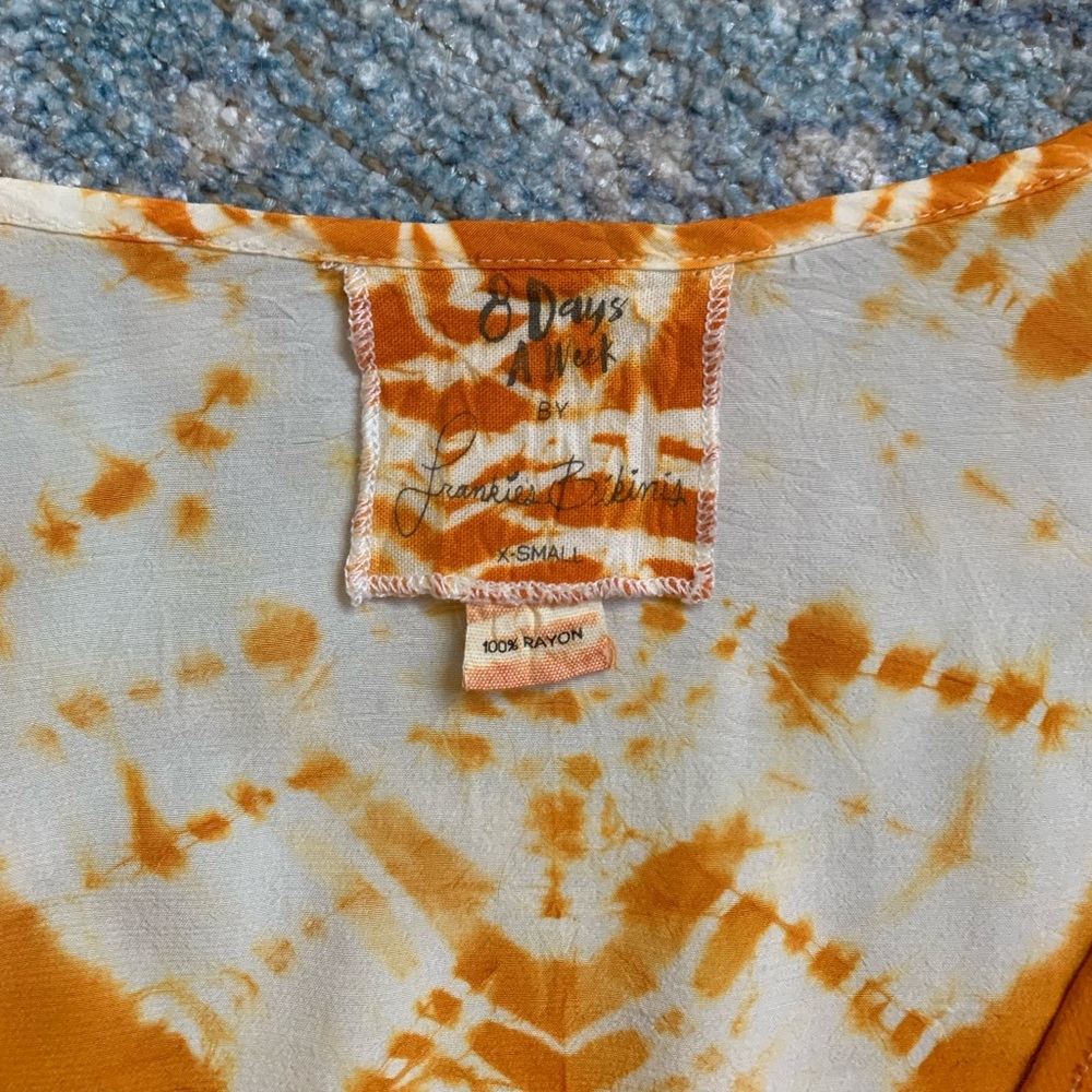 Frankie’s Bikinis (8 days a week) orange tie dye coverup, sz xs - Picture 3 of 4